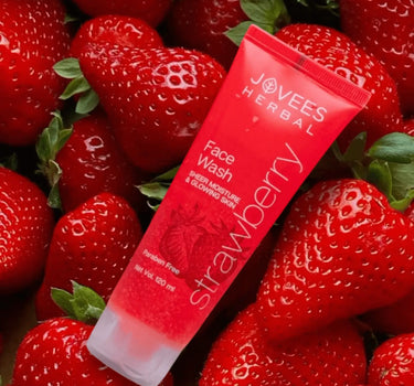 Strawberry Cleansing Gel for Face – Freshness, Hydration & Radiance