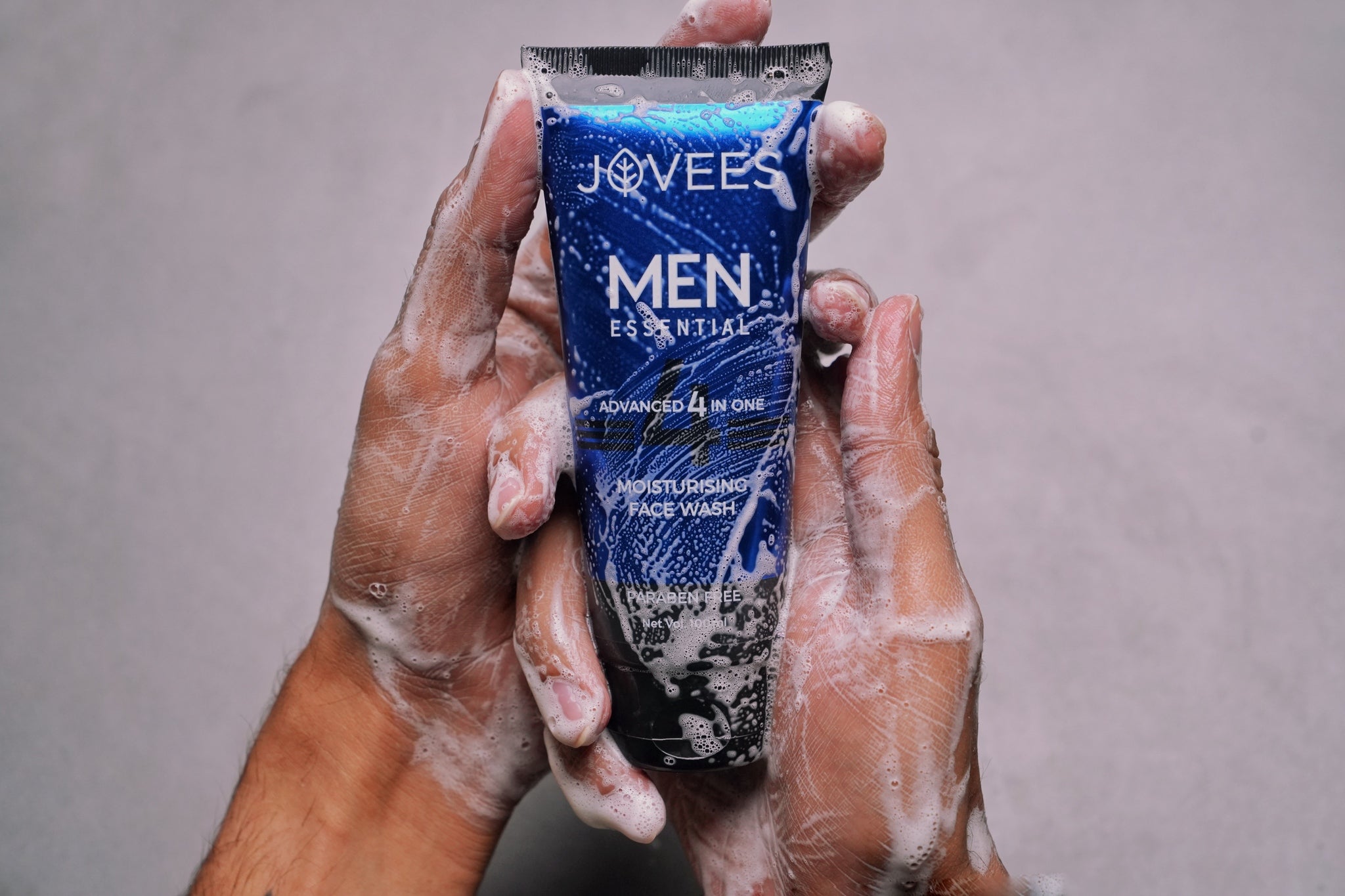 MEN MOISTURISING FACE WASH 4 IN 1